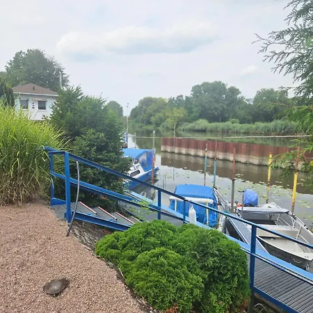 Yachthafen Karner Bootsverleih Mukrena