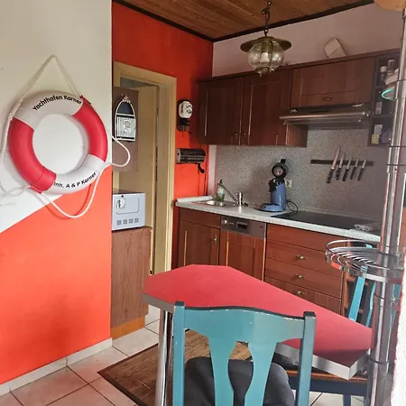 Yachthafen Karner Bootsverleih 아파트 Mukrena