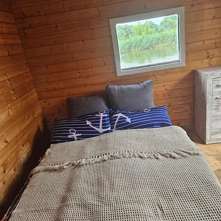 Yachthafen Karner Bootsverleih *