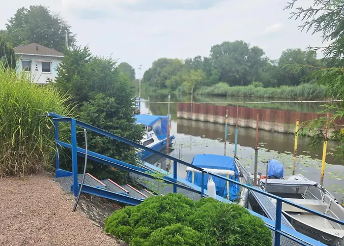 Yachthafen Karner Bootsverleih Mukrena