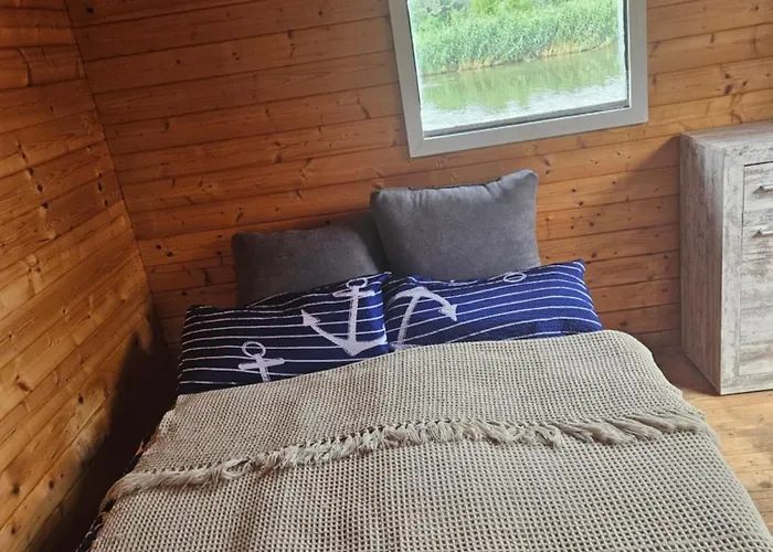 Yachthafen Karner Bootsverleih *